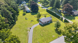 8 Gardner Road Wynantskill, NY 12198
