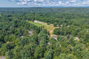 10 Carefree Lane Wilton, NY 12831