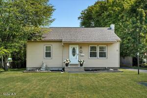 24 Bruen Court Rensselaer, NY 12144