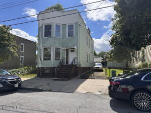 476 2nd Street Albany, NY 12206