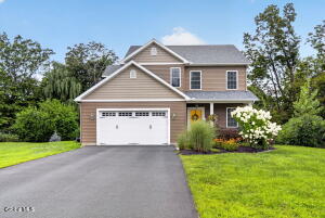 16 Napa Court Niskayuna, NY 12309