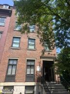 87 Columbia Street Albany, NY 12210