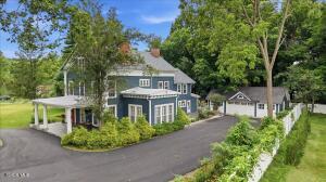 105 Brunswick Road Troy, NY 12180