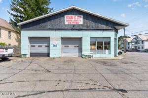 885 Strong Street Schenectady, NY 12307