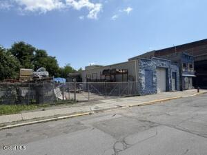 239 Elk Street Albany, NY 12206