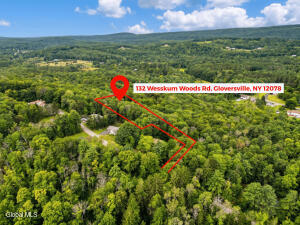 132 Wesskum Woods Road Gloversville, NY 12078