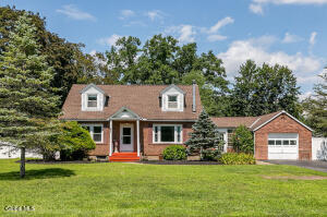 3013 Sunset Lane Schenectady, NY 12303
