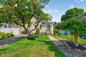 7 Lawn Avenue Albany, NY 12204