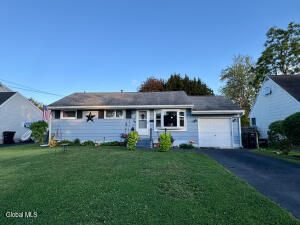 51 Munro Court Troy, NY 12180