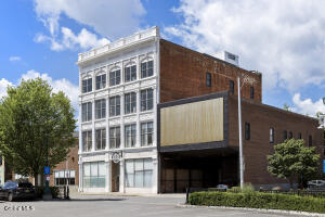 132 N Broadway Schenectady, NY 12305