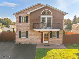 30 Ivaloo Avenue Albany, NY 12203