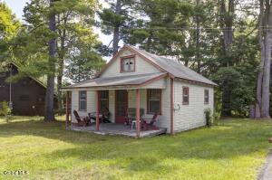 144 Woodland Avenue Gloversville, NY 12078