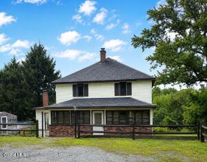21 Alter Alley Way Nassau, NY 12123
