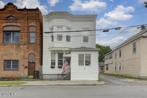 612 Twenty Third Street Watervliet, NY 12189