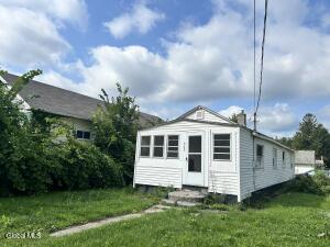 902 Draper Avenue Rotterdam, NY 12306