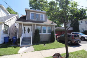 19 Beekman Street Albany, NY 12209