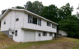 26 Rogers Lane Cambridge, NY 12816
