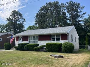 2932 Gibson Street Schenectady, NY 12304