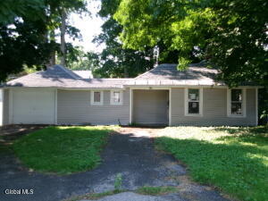 30 Irving Road Scotia, NY 12302