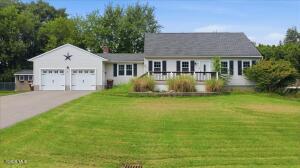 34 Skaarland Drive, Burnt Hills, NY 12027