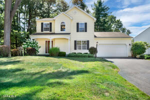 3 Kettles Way, Queensbury, NY 12804