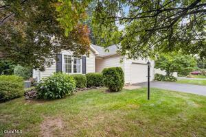 17 Sundance Drive, Saratoga Springs, NY 12866