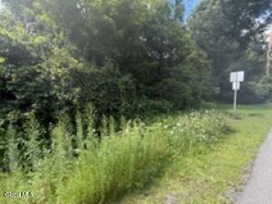 3006 County Hwy 107, Amsterdam, NY 12010