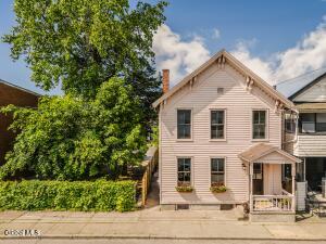 225 Robinson Street, Hudson, NY 12534