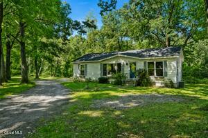 1119 Ny-196, Hudson Falls, NY 12839