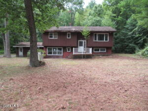 2 Paris Road, Fort Edward, NY 12828