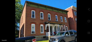 10 Voorhees Street, Amsterdam, NY 12010