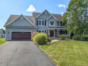 2 Haywood Lane, Rensselaer, NY 12144