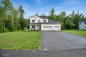 6 Winterberry Lane Mechanicville, NY 12118