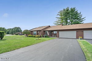 175 Country Club Lane Fort Johnson, NY 12070