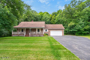 935 Altamont-voorheesville Road, Voorheesville, NY 12009