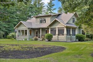29 Briarhurst Drive, Gansevoort, NY 12831