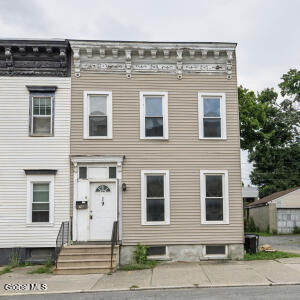 19 N Lake Avenue Albany, NY 12203