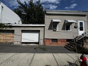 51 Slingerland Street, Albany, NY 12202