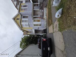 4 Hawk Street, Schenectady, NY 12307