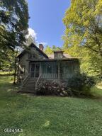 18 Tennis Court Hill, Ticonderoga, NY 12883