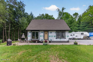 29 Lake Nebo Road, Fort Ann, NY 12827