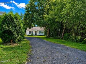 2A Hillview Avenue Rensselaer, NY 12144