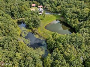 200 Wicked Hollow Way Hampton, NY 12837