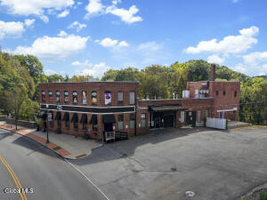 520 Congress Street Troy, NY 12180