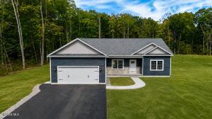 18 Wolfe Road Queensbury, NY 12804