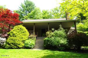 417 Overlook Drive Hillsdale, NY 12529