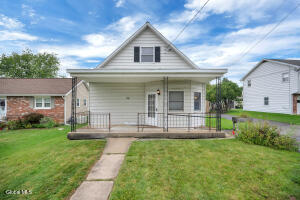 1207 Cullen Avenue Schenectady, NY 12309