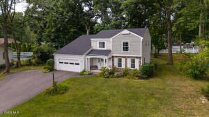 759 Downing Street Niskayuna, NY 12309