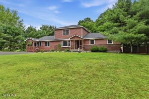 3400-3402 E Lydius Street Guilderland, NY 12303