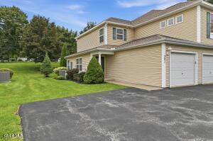 301 Royale Court Troy, NY 12180